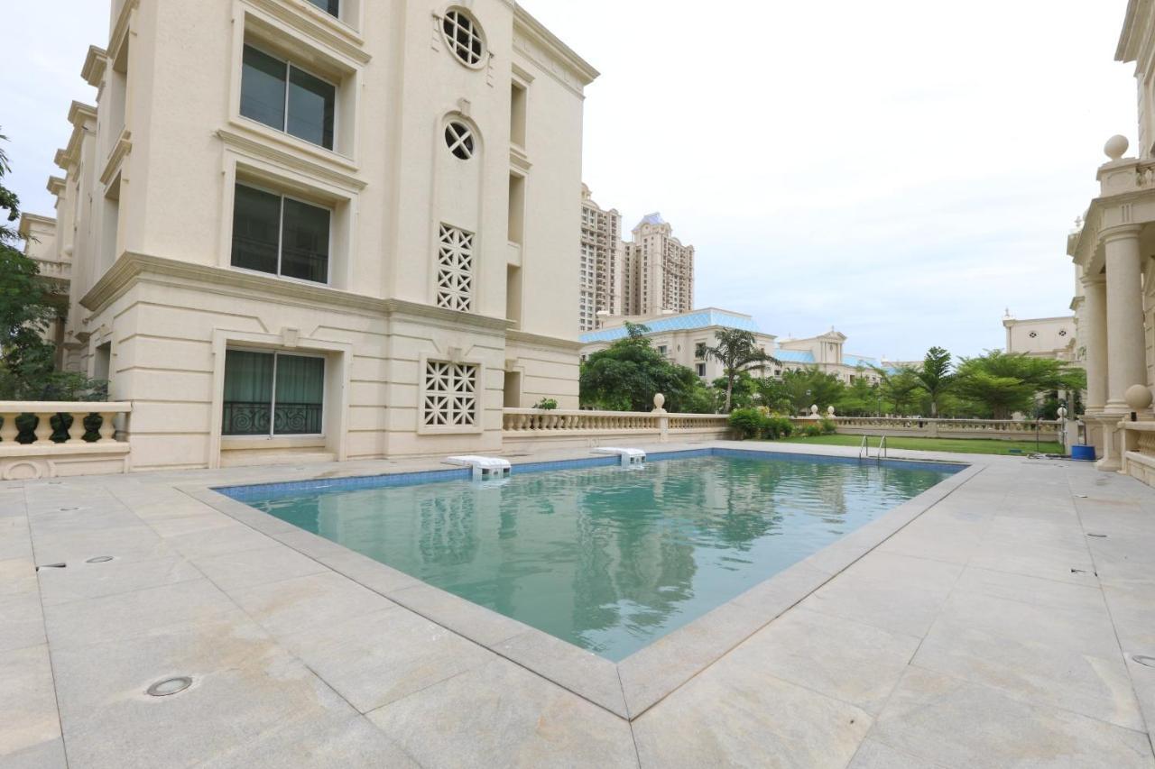 Hotel Oyo 6954 The Lawns Oragadam Esterno foto