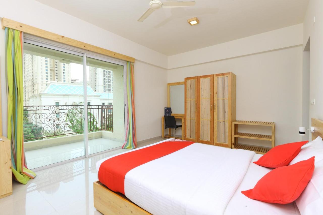 Hotel Oyo 6954 The Lawns Oragadam Esterno foto